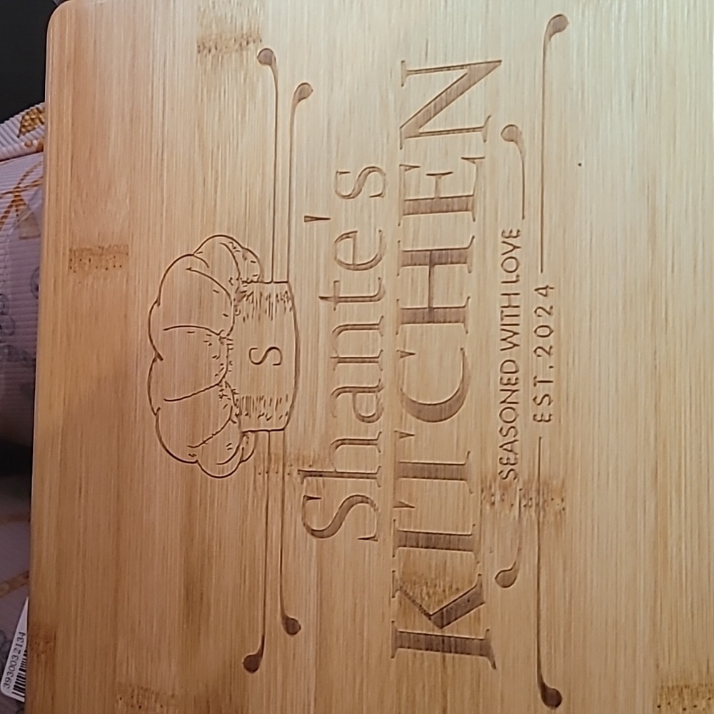 CUSTOM SHANTES KITCHEN CUTTING WOOD BOARD